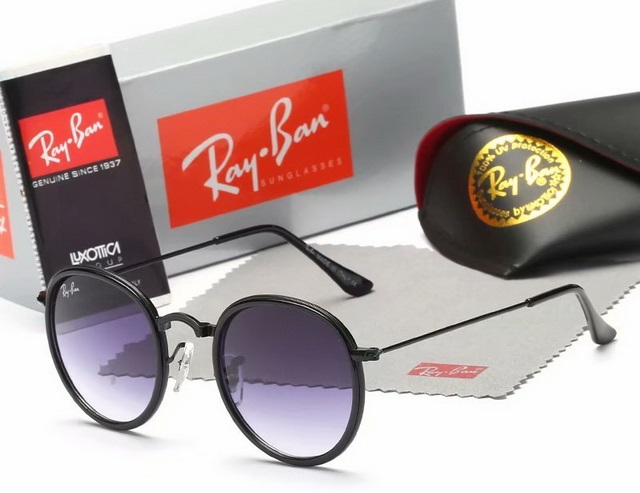 Ray Ban Boutique Sunglasses 068